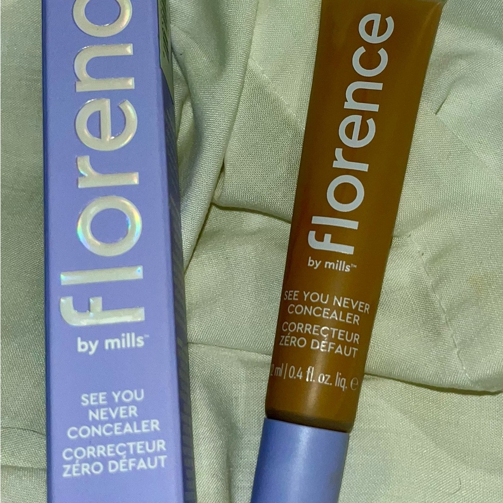Florence by Mills – See You Never Concealer (M095) - New In Box